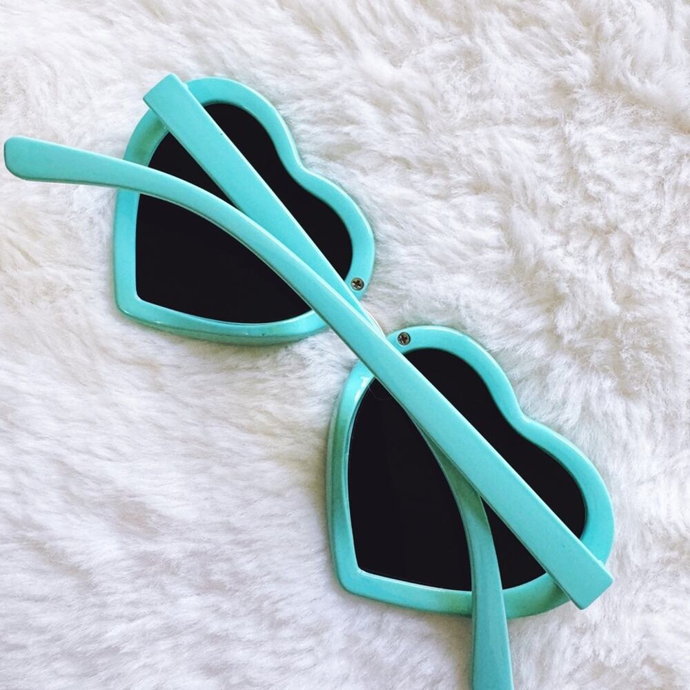 Pixie Green Girl Heart-shape Sunglasses - Picture 10 of 11